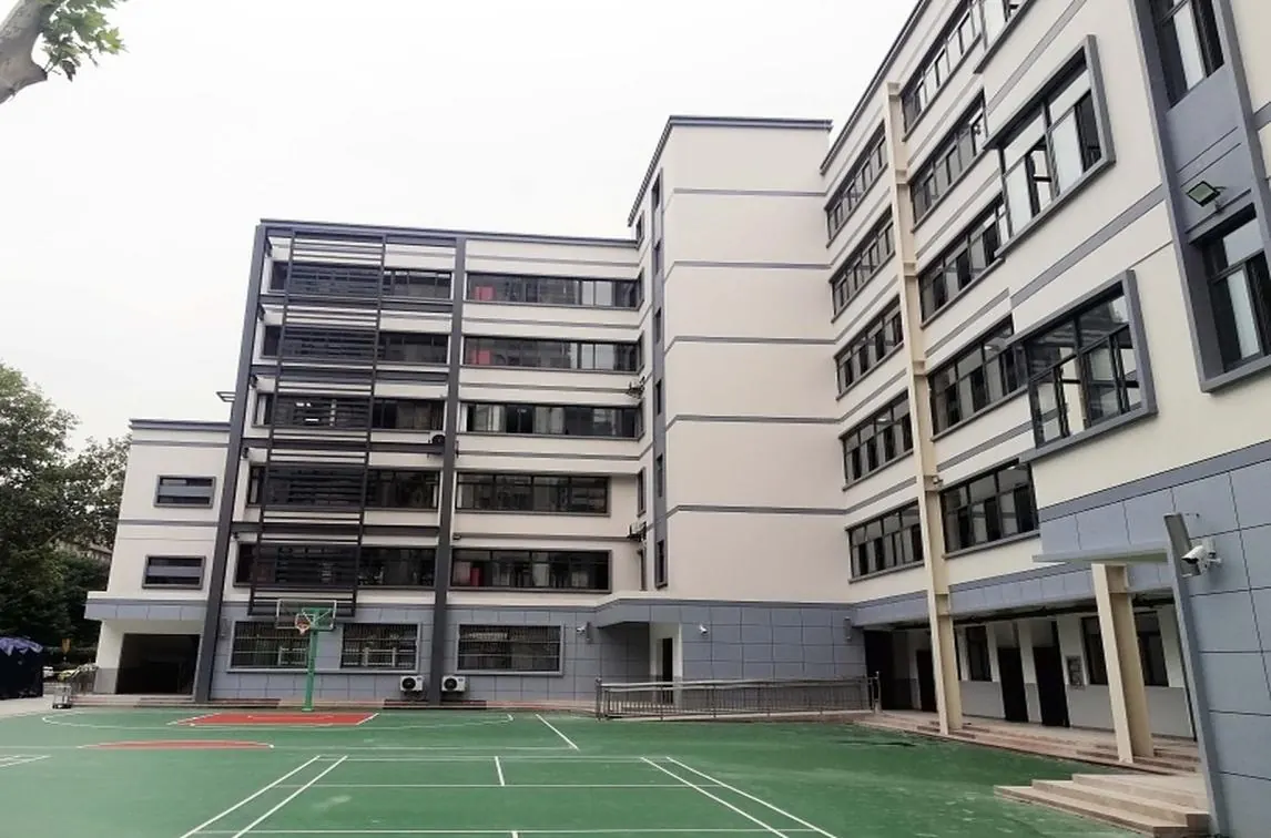 Renovated exterior and courtyard at the Nanjing No. 1 High School junior campus.